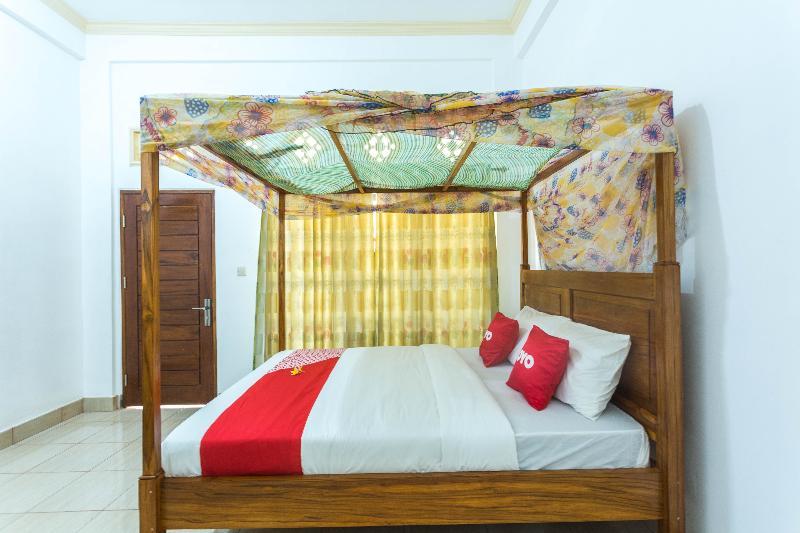 Oyo 1895 Lamancha Homestay Kuta  Exteriör bild