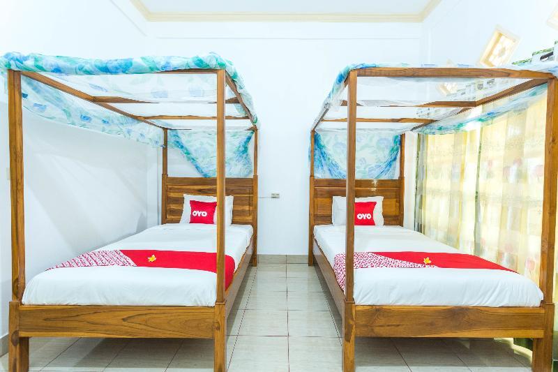 Oyo 1895 Lamancha Homestay Kuta  Exteriör bild